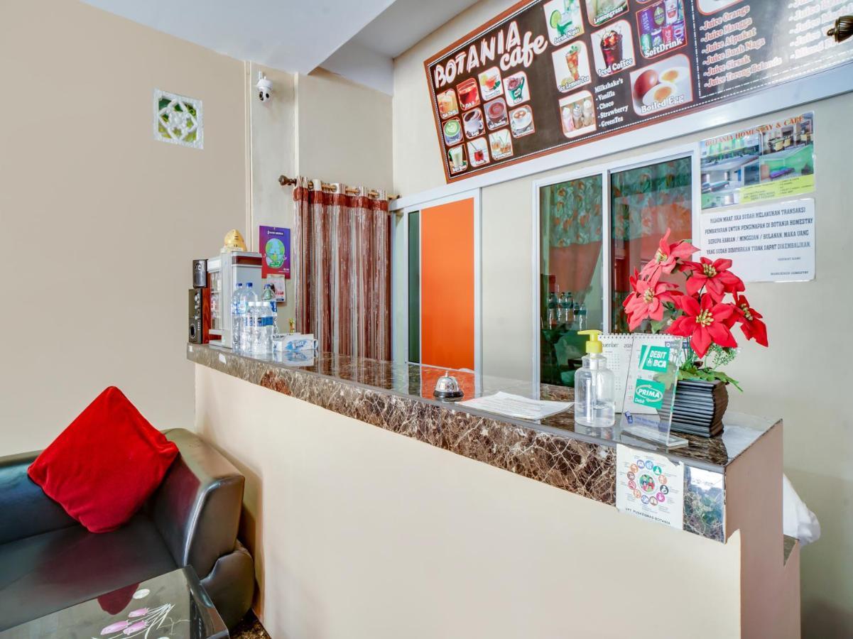 Oyo 90024 Botania Homestay & Cafe Nongsa Exterior foto